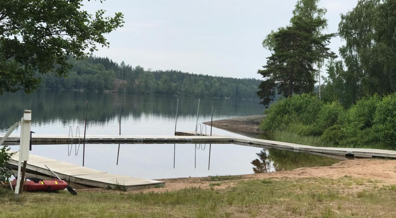 Stenhaella Bed&Breakfast Holmsjö Екстериор снимка
