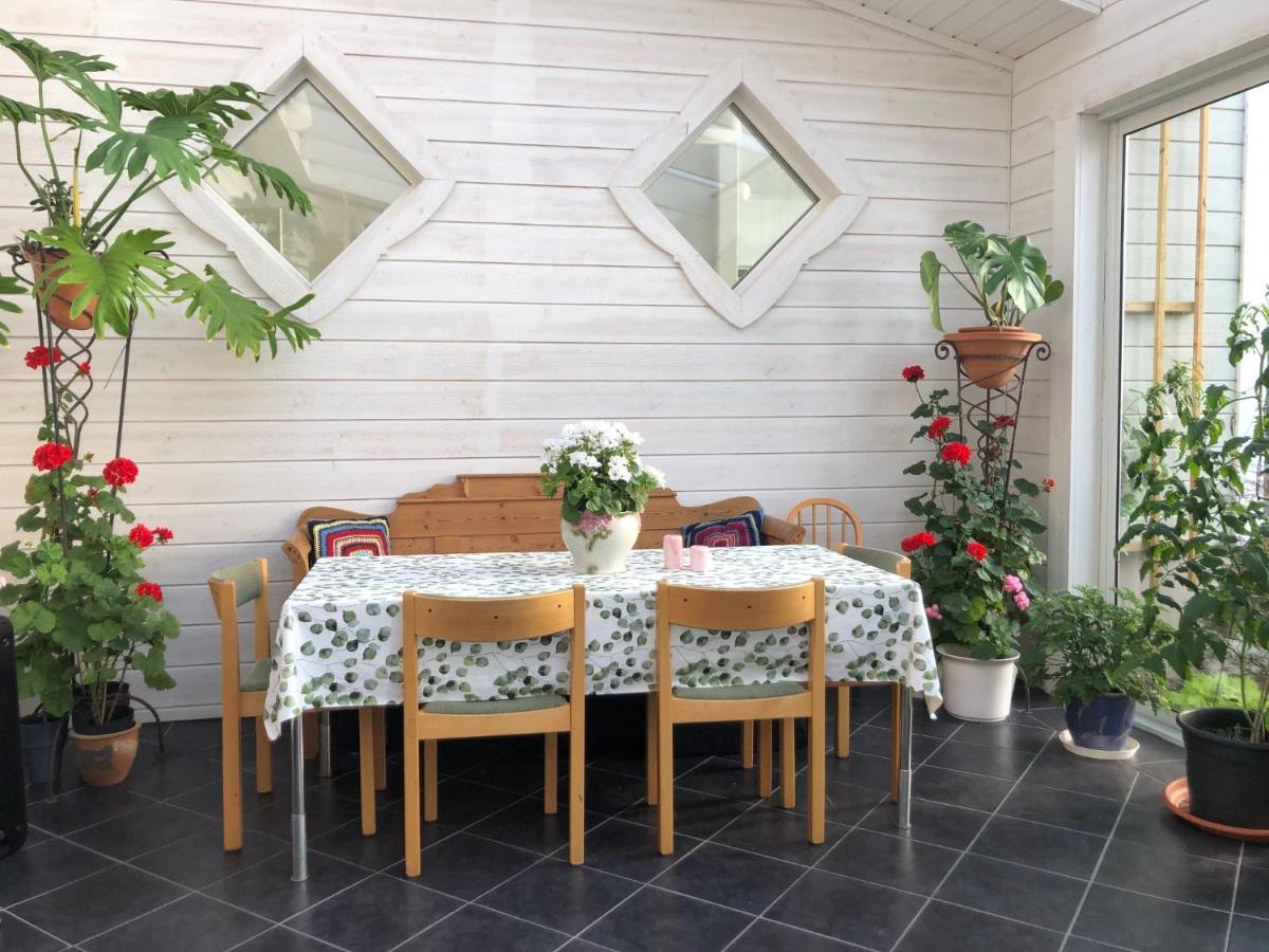 Stenhaella Bed&Breakfast Holmsjö Екстериор снимка